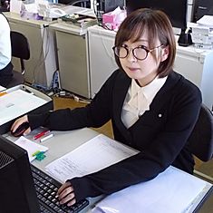 担当：井上